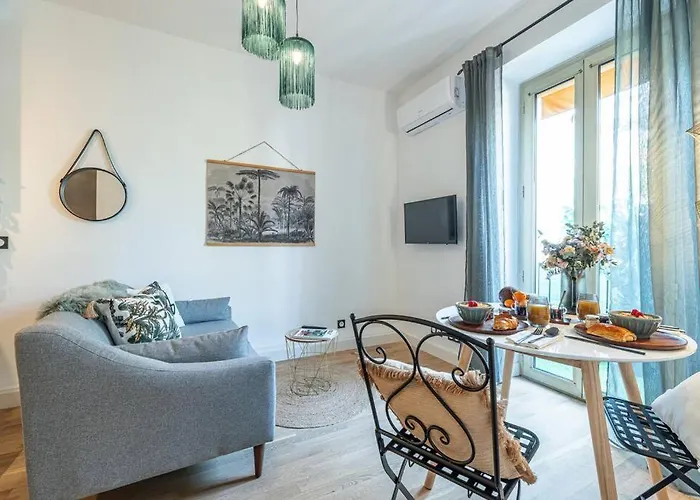 Guidoni - Superb City Center Suite Apartment